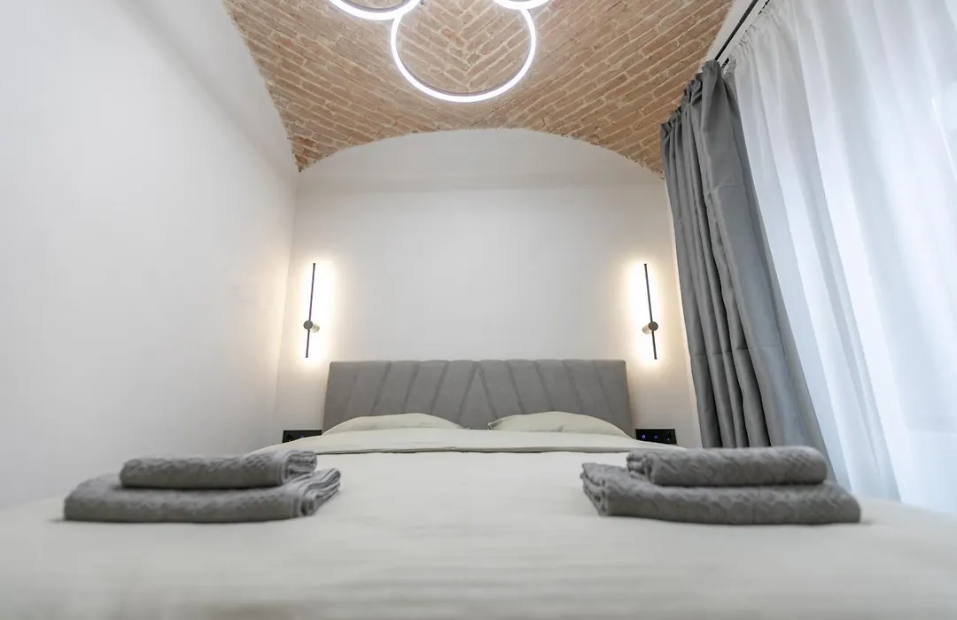 Biagio Boutique Studio - In Old Town - Ultra Central-1