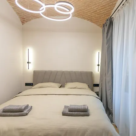Biagio Boutique Studio - In Old Town - Ultra Central-2